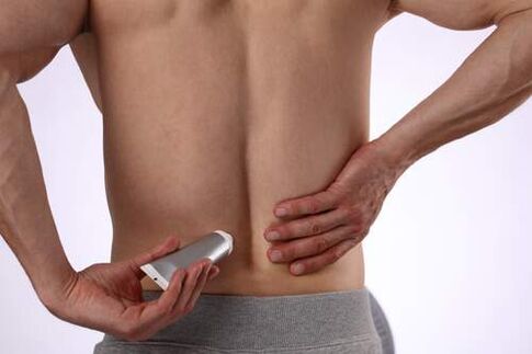 Οι αλοιφές και τα τζελ βοηθούν να απαλλαγούμε από τον πόνο στην πλάτη